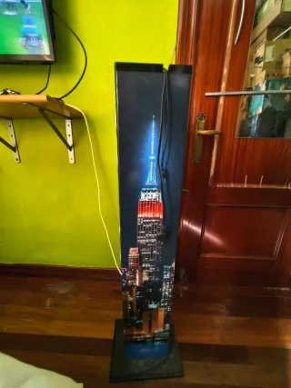 Altavoz Torre Avenzo Negro/Azul bluetooth