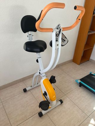Bicicleta Estática con Respaldo