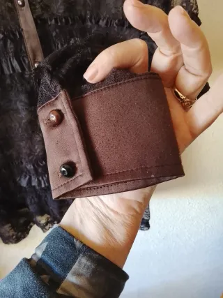 Camisa encaje marrón chocolate