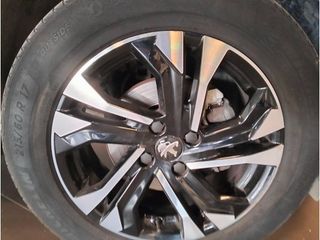 Peugeot 2008 Allure BlueHDI 100 S&S BVM6