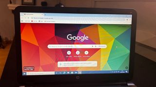 Portátil HP Gris y Negro