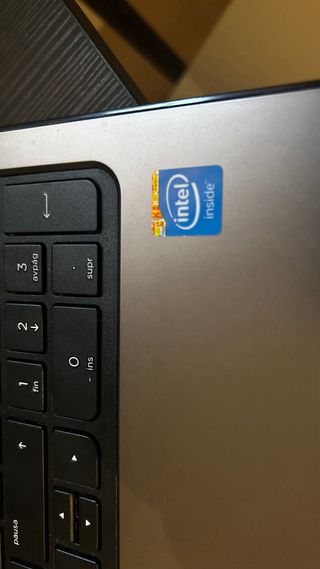 Portátil HP Gris y Negro