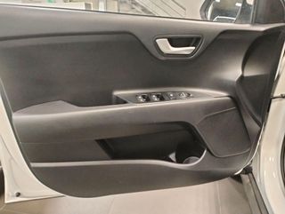 Kia Stonic 1.0 T-GDi MHEV iMT 100cv Drive