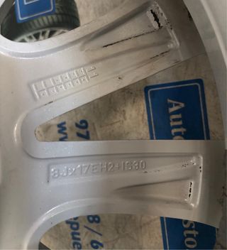 JUEGO LLANTAS Y NEUMÁTICOS BMW 17 PULGADAS