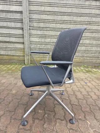 Vitra Meda Sedia Ufficio