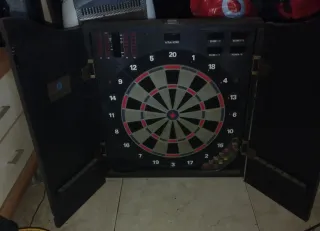 Diana de dardos digital con marcador