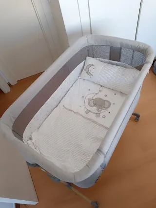 Minicuna colecho gris