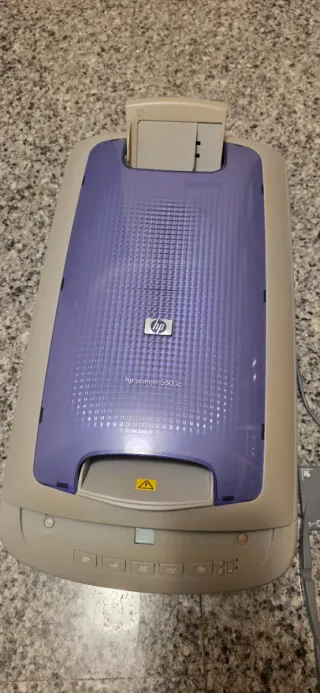 Escáner HP Scanjet 4570c con soporte de negativos