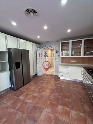 Chalet en alquiler en Nueva España en Madrid