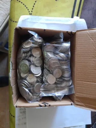 Monedas extranjeras, para NESTOR