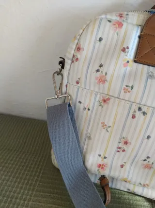 Bolso Parfois floral con bandolera