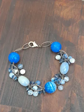 Bracciale pietre miste blu e bianche
