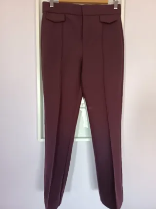 Pantalón mujer Mango morado