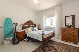 Chalet en alquiler en Río Real en Marbella