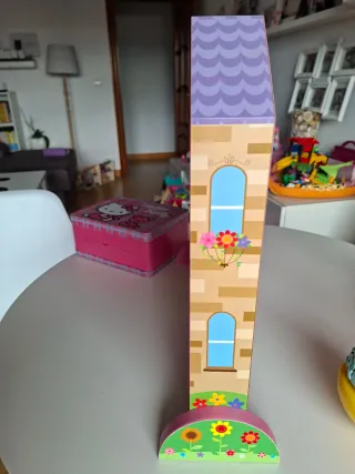 Casa Madera Muñecas Ropa Imantada