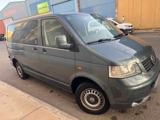 Volkswagen Transporter T5 2005