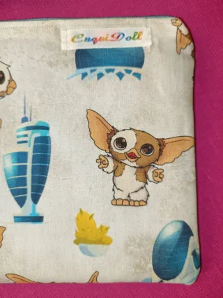 Monedero/Tarjetero Gizmo