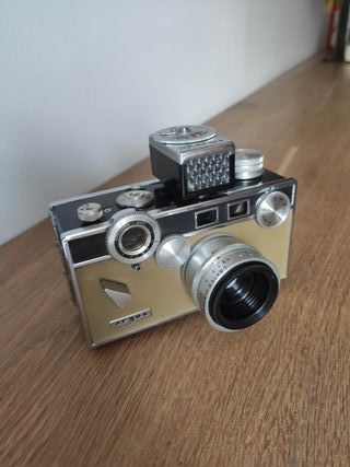 Cámara Argus C3 + Fotómetro. Pelicula Harry Potter