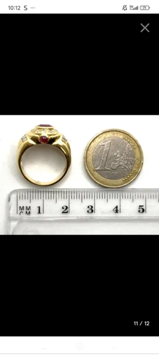 Anillo Oro 18k Rubí y Diamantes Talla Ovalada