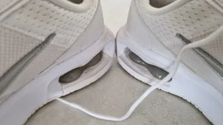 Zapatillas Nike Air Max Blancas y Plateadas