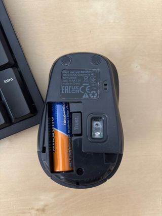 Teclado y ratón inalámbrico y silencioso TRUST