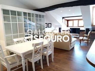 Piso en alquiler en Centro en Vitoria-Gasteiz
