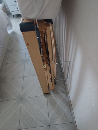 Cama articulada con motor y colchón