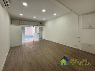Local comercial en alquiler en Alella