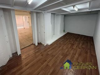 Local comercial en alquiler en Alella