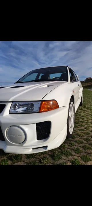 Mitsubishi Lancer Evo V RS