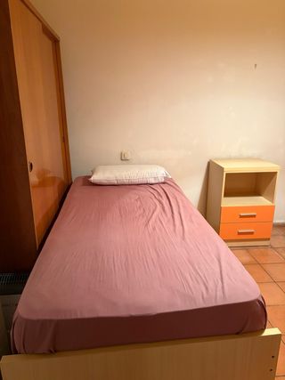 Camas individuales con cajones