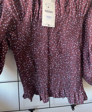 Blusa fruncida mangas globo zara