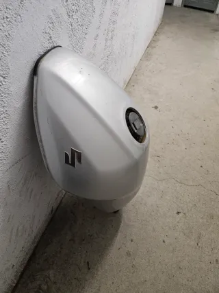 Deposito gasolina suzuki bandit gsf 650