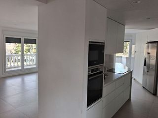 Casa adosada en alquiler en Zona Avenida Europa en Pozuelo de Alarcón