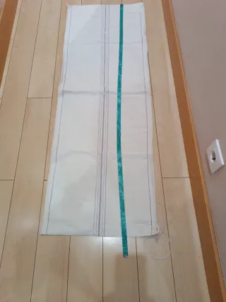 Saco de lino antiguo con rayas moradas