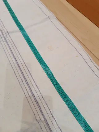 Saco de lino antiguo con rayas moradas