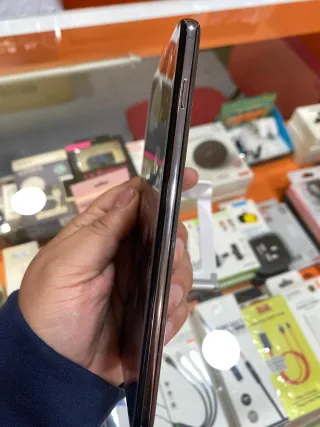 SAMSUNG S10 + DE 128GB - Factura - Tienda