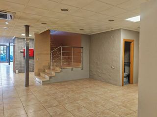 Local comercial en alquiler en Onda