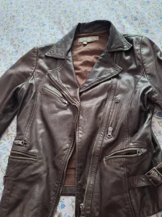 Cazadora biker de cuero