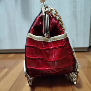 Bolso Coche Antiguo Rojo Cadena Nuevo