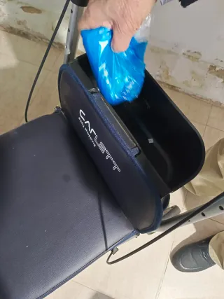 Andador para mayores con asiento y freno