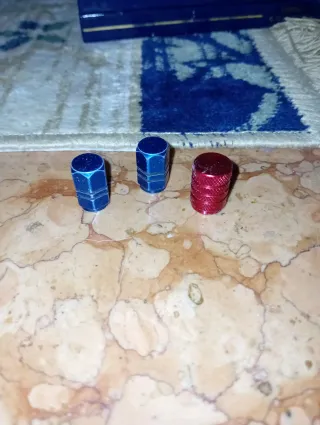 Copri valvole per auto/moto