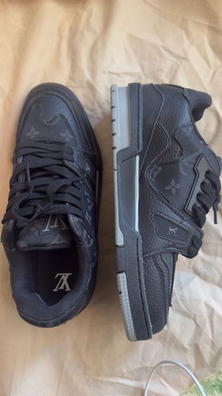 zapatillas para hombre sin uso nuevas a estrenar