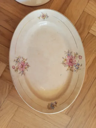 Vajilla fuentes a antiguas San Claudio