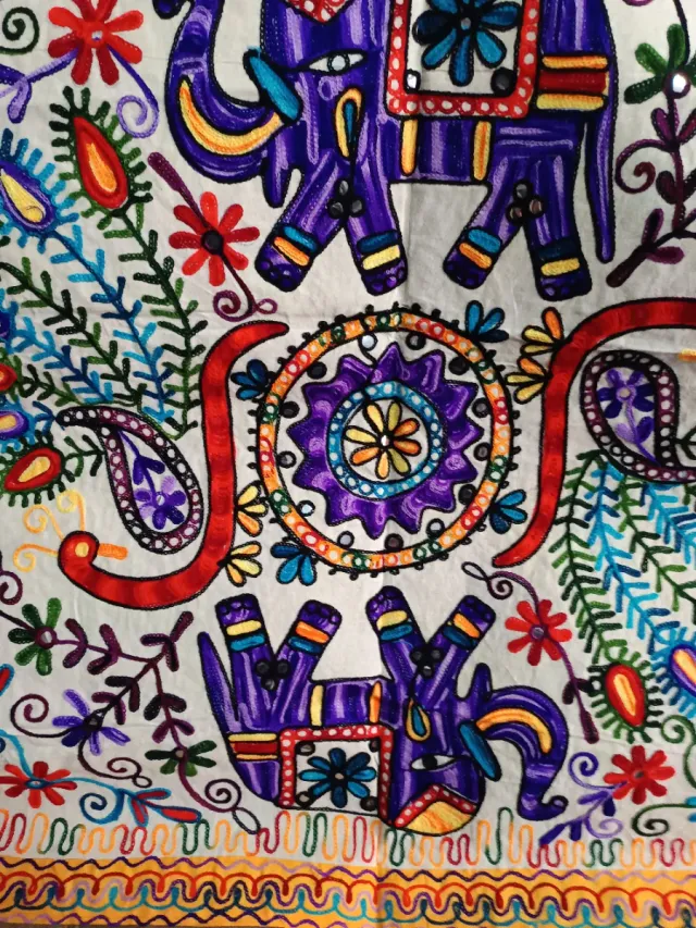 Tapiz artesanal elefante tela de algodón 90x90