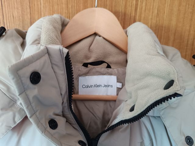 Abrigo acolchado Calvin Klein Beige Talla L