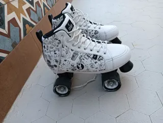 Patines Chaya Roller Derby + Casco Oxelo