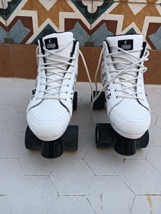 Patines Chaya Roller Derby + Casco Oxelo