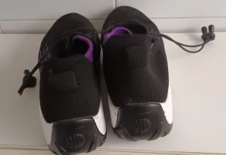 Zapatillas transpirables, muy comodas.