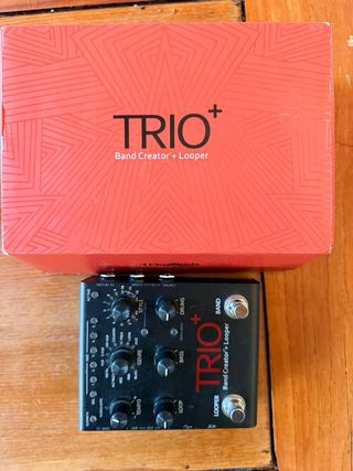 Trio+ plus digitech + adaptador